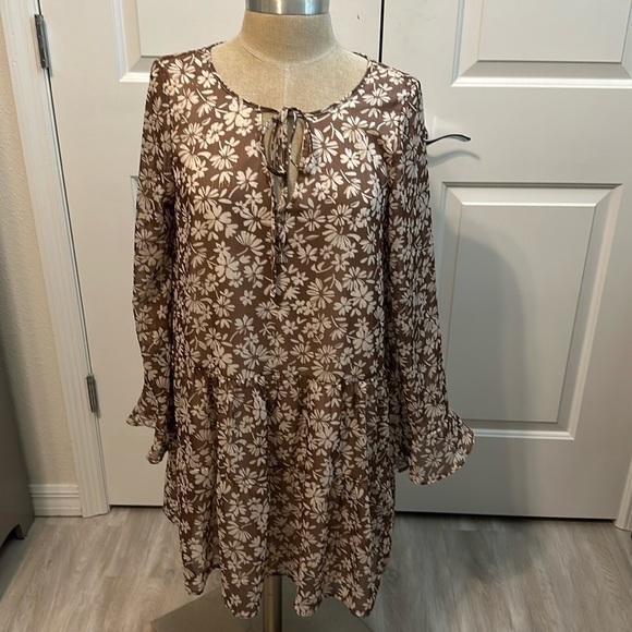 Peach Love California Dresses & Skirts - PEACH LOVE CALIFORNIA BOHO FLORAL SHIMMER THREADED DRESS GUC SZ M VERSATILE